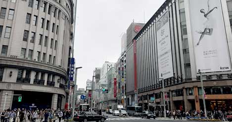 「ライオン歯科 ライオンインプラントセンター銀座 インプラント部門専用施設」の外観